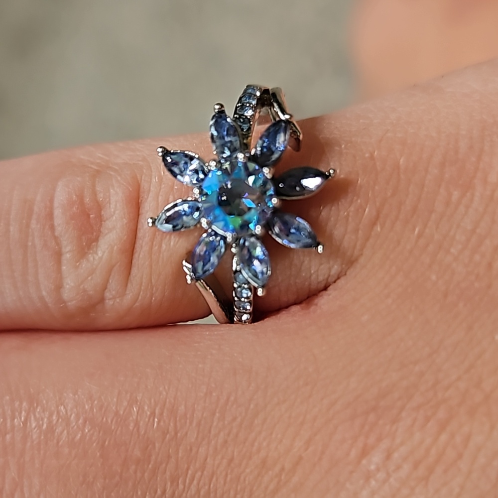 Fragrant jewels ring size 7